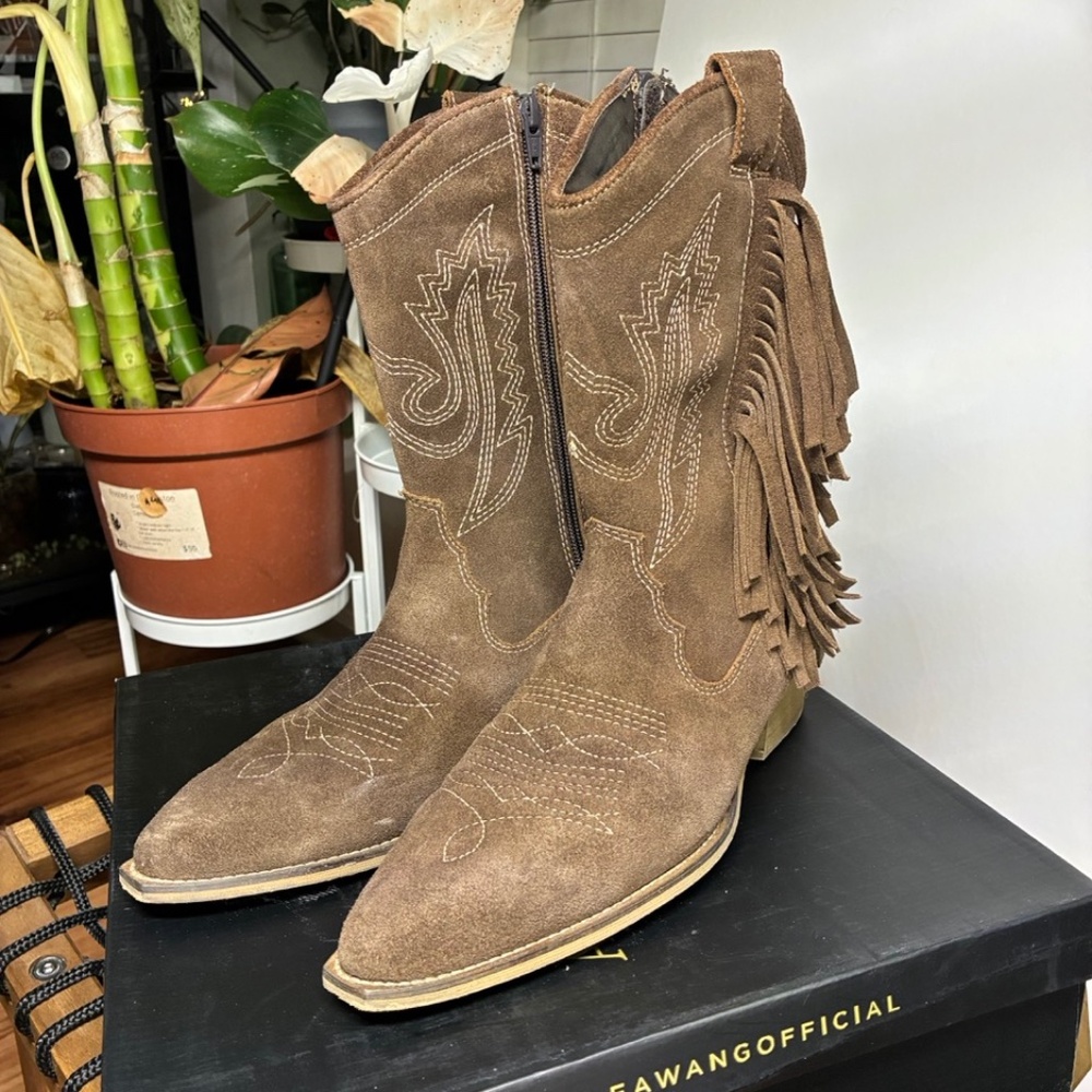 Mocha Western Boots